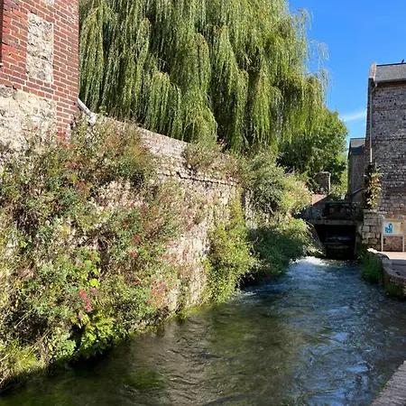 בית נופש L'atelier Veulais *